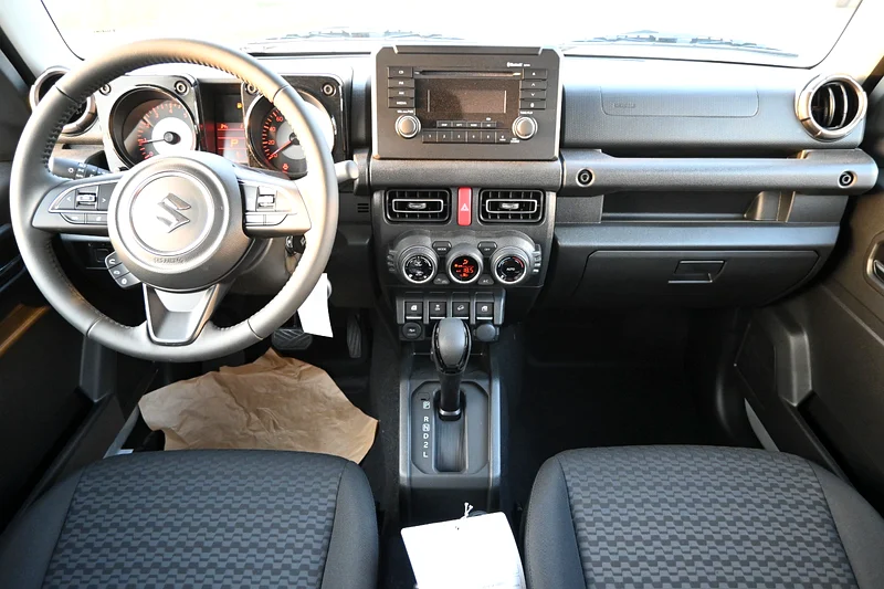 SUZUKI JIMNY GLX 3DR AT 1.5L - 202663127372159874114