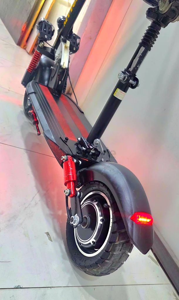 Good condition E10 scooter63169936547971111
