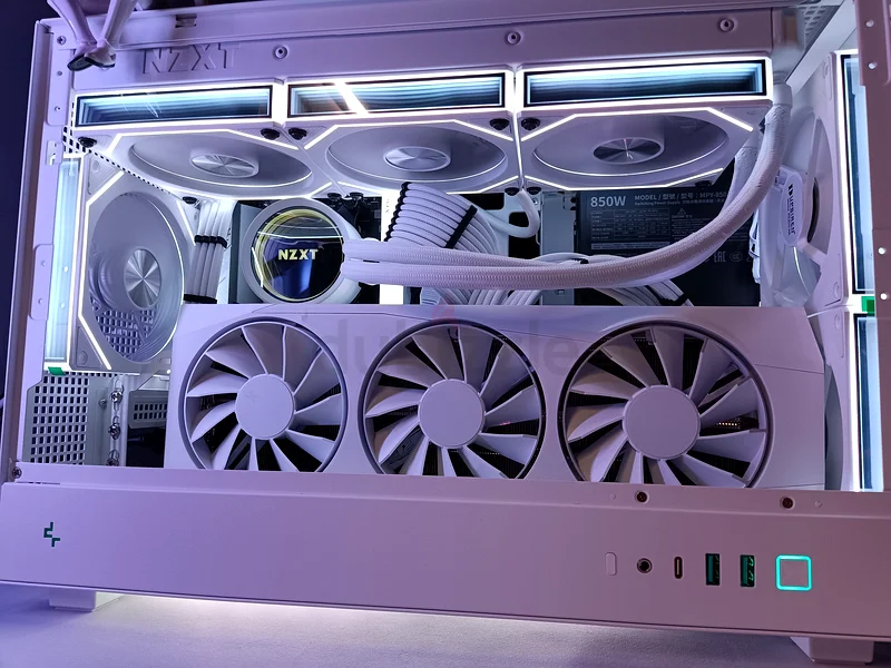 كمبيوتر للألعاب 9070 TX، معالج رايزن 9 9900X3D، 2 تيرابايت، ذاكرة وصول عشوائي 32 جيجابايت63254998993283114