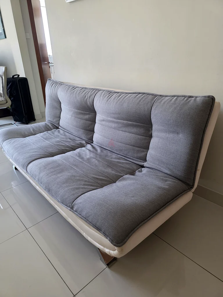 سرير أريكة حديث للبيع!63191108625282111