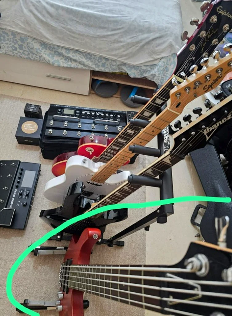 5 string bass guitar63199130265219112