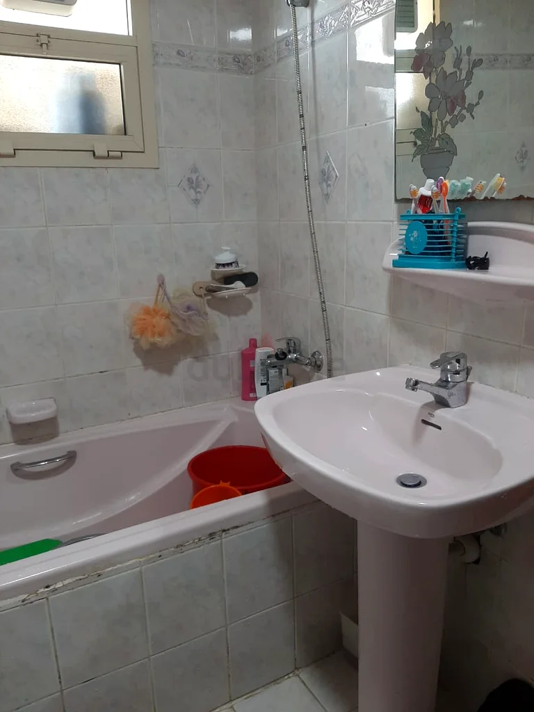 One fully furnished room available for family near model school Shaybia-1263143497875458113