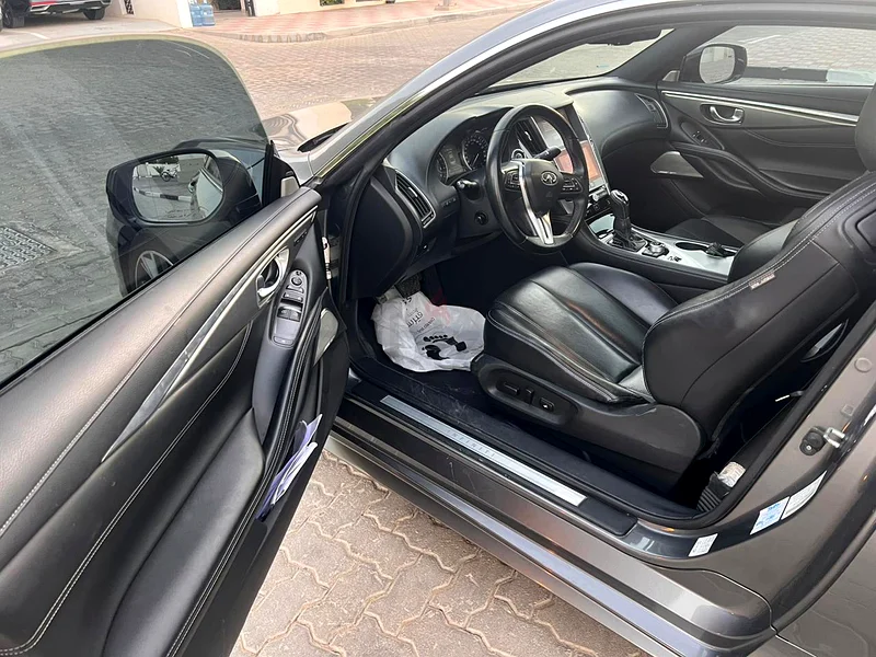 Infiniti q60 gcc lady driven63155091253378113