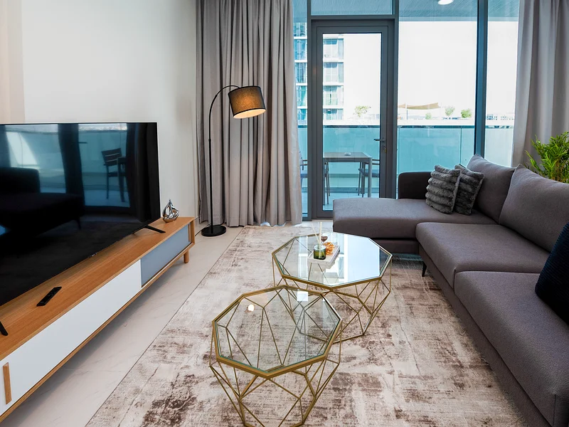 SPACIOUS 2BR + MAIDS DISCTRICT ONE- AVAILABLE NOW63829171945089112