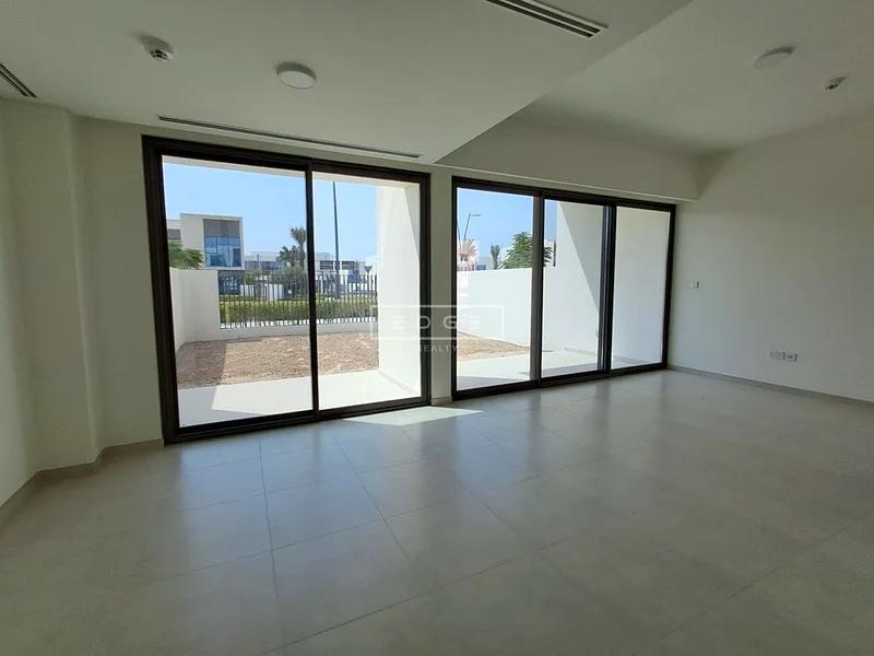 جديد تمامًا | صف واحد | شاغر63291684887682112