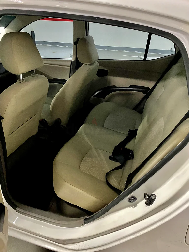 Hyundai i10 An economical car 1.2L63171299006467113