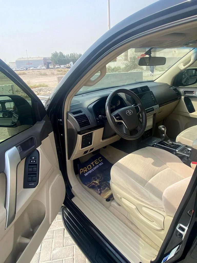 TOYOTA PRADO GXR top option fully agency maintenance free of accident63165696039170114