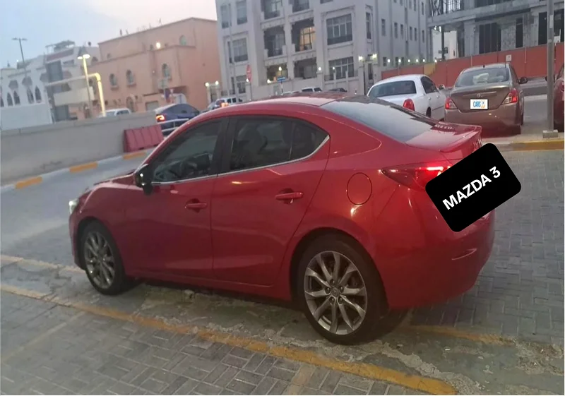 مازدا 3 2015 لدول مجلس التعاون الخليجي، خيار كامل مع عرض الرأس المرتفع، مفتاحان63135491464833111