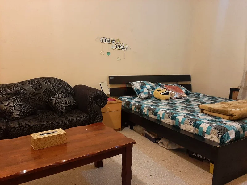 One fully furnished room available for family near model school Shaybia-1263143497875458112