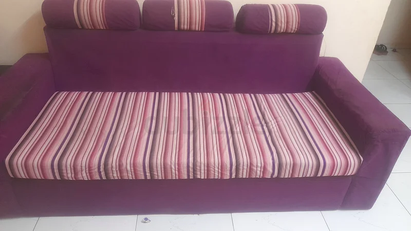 Sofa for free63193112627457112