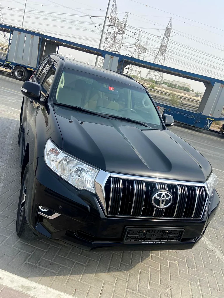 TOYOTA PRADO GXR top option fully agency maintenance free of accident63165696039170113
