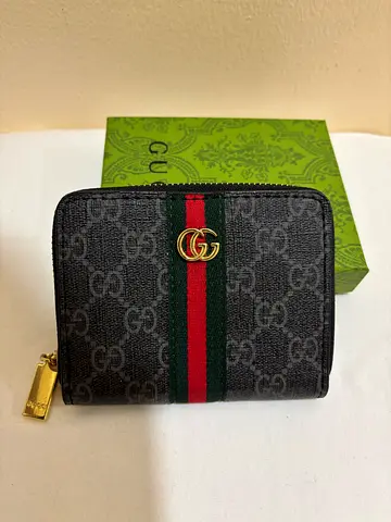 Gucci dark grey pattern zipper short wallet / by numberone bags