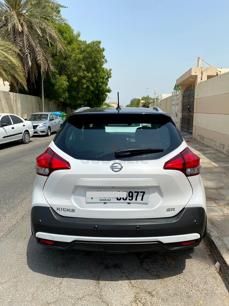 Family used car and excellent condition..63227775443201111