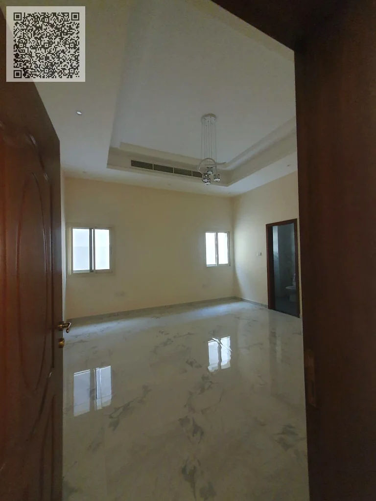 Modernly Finished Villa With A Spacious Inside And A Spacious Outside, Greet Location, Central AC+63256058061826114