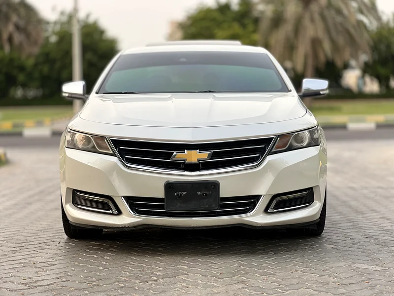 Chevrolet Impala LTZ 2014 Gulf model, panoramic roof, fully optional, agency paint, in agency condition631532269799701117