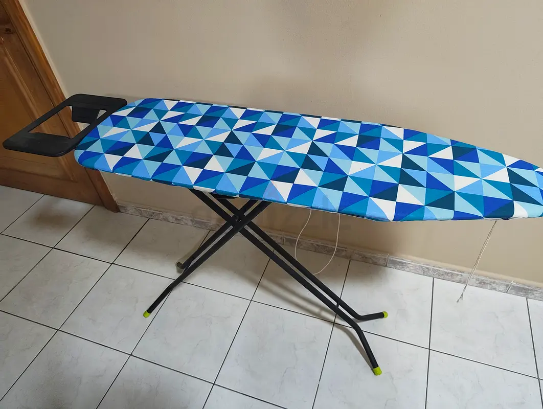Stylish and Functional Ironing Board for Sale!