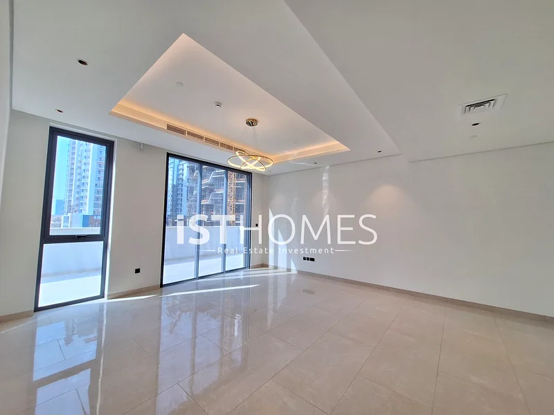 Luxury Penthouse Apartment | Smart Home Alexa | Closed Kitchen | Laundry Room | Wraparound Terrace | Brand New | Prime Location | First Tenant | JVC63780578868226112