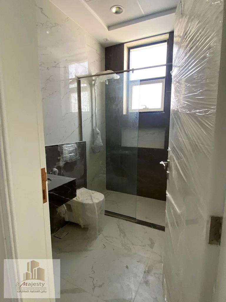 For sale a new finishing villa, the first inhabitant, consisting of two floors in the Emirate of Sharjah, Al-Hoshi area, high-end design, harmonious s63207377174785112