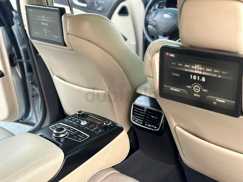 Dubai63224311527683114