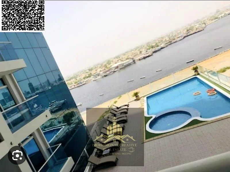 With a distinctive sea view - prime location - gym - swimming pool - free air conditioning63890128805633110