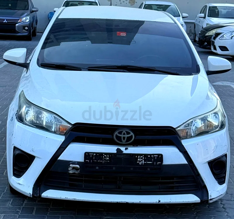 Toyota Yaris Hatchback 2015 GCC Perfect Condition Family Use Low mailge63147688198275111