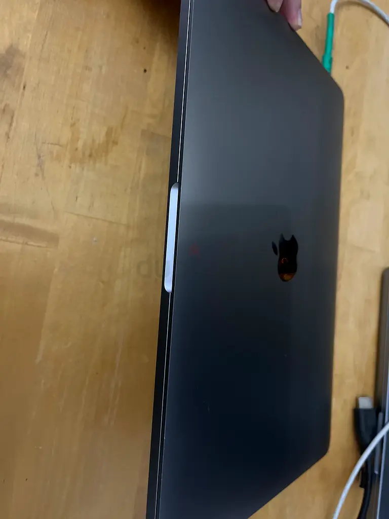 Apple MacBook Pro M163254997758595115