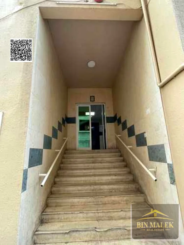 G+6 COMMERCIAL BUILDING  // FOR SALE VERY CLOSE TO AJMAN CORNISH // GOOD INCOME // PRIME LOCATION63195082267010112