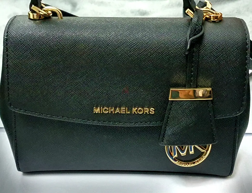Michael Kors- Cross body bag