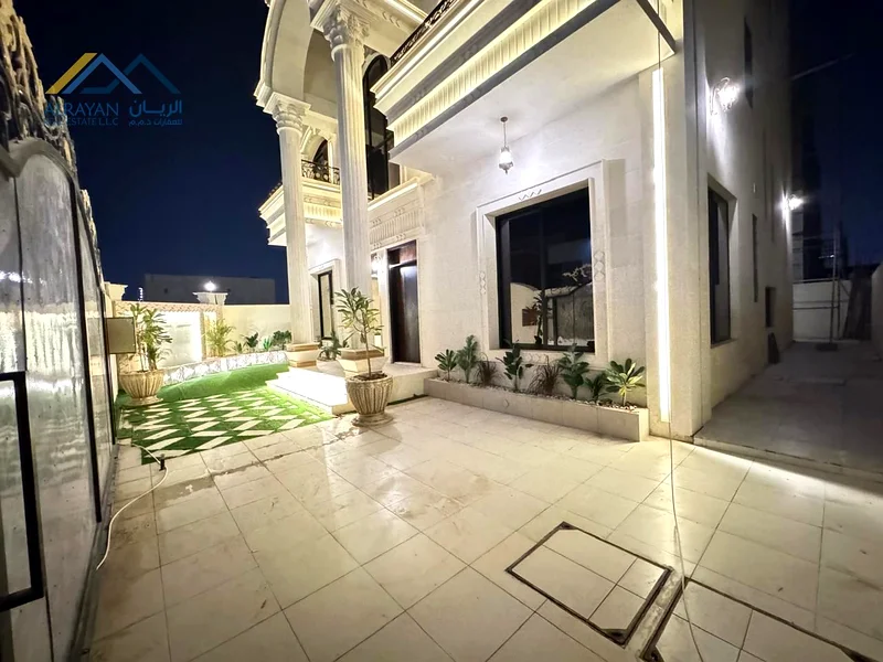 بسعر معقول، يشمل مكيفات * تكييف مركزي * قصر بمساحة 4000 قدم مربع * تشطيب فاخر جدًا *63893684741250113