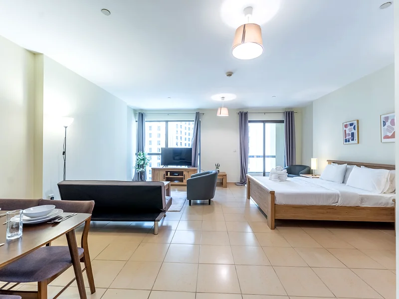 Huge Studio in JBR next to the Beach and Tram63831135823874112