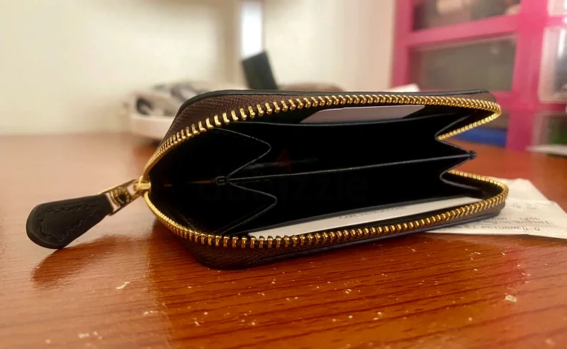 Coach Zip Around Coin Case63238107077505112