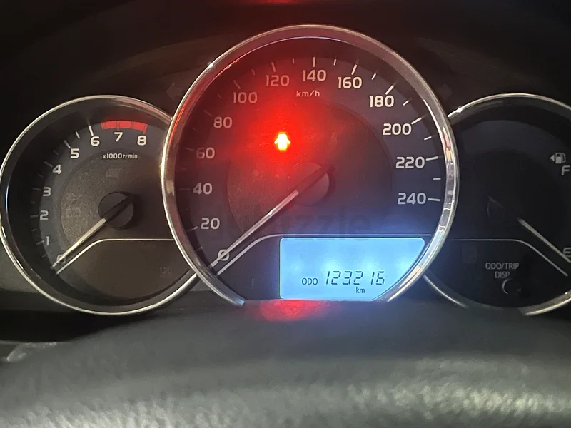 تويوتا كورولا SE موديل 2018 - قيادة سيدة63147210591617113