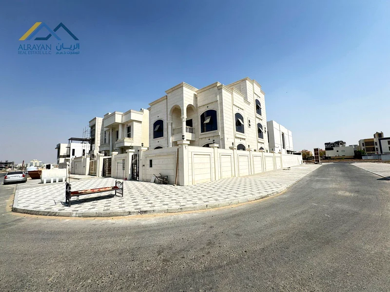 مكيفات الهواء مشمولة * تكييف مركزي بالكامل * تصميم أوروبي حديث * تشتمل على وصلات الكهرباء والمياه * رسوم التسجيل لا63873951153665111