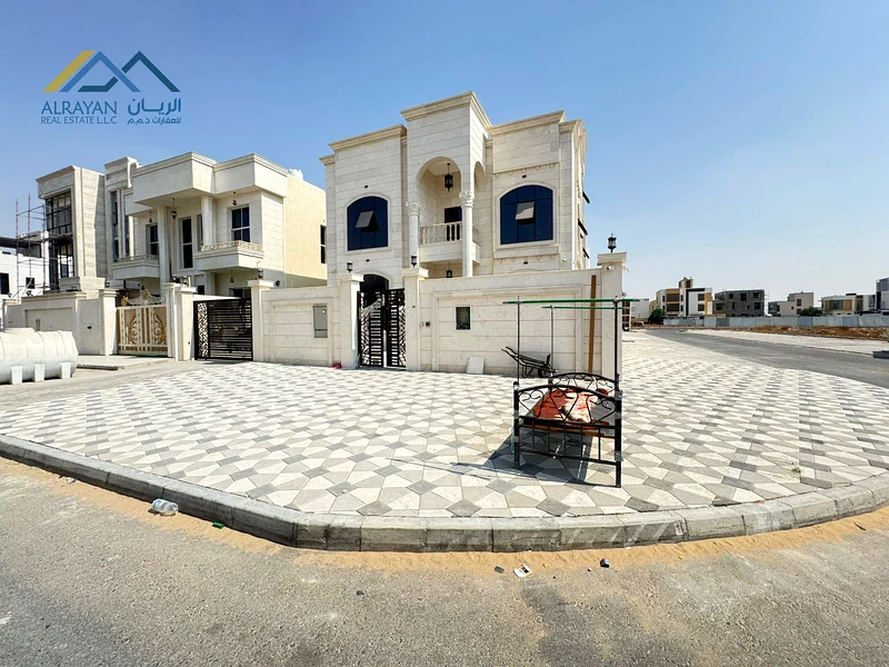 مكيفات الهواء مشمولة * تكييف مركزي بالكامل * تصميم أوروبي حديث * تشتمل على وصلات الكهرباء والمياه * رسوم التسجيل لا63873951153665112