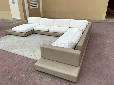 Selling big Ushape Natuzzai sofa comfortable like a new