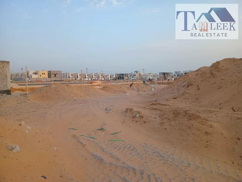 فيلا سكنية للبيع أرض بمساحة G+2 في الإمارات العربية المتحدة، إمارة عجمان، حي الهيليو 2، متضمنة رسوم التسجيل ورسوم الملكية لجميع الجنسيات63183714797955113