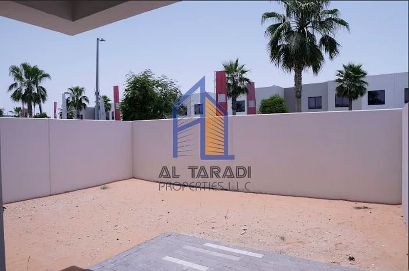 3 غرف نوم مذهلة + خادمة | جديدة كليًا | مجتمع فاخر63308156329091113