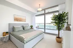 2BDR+maid room / Sea View /Beach access / The Palm