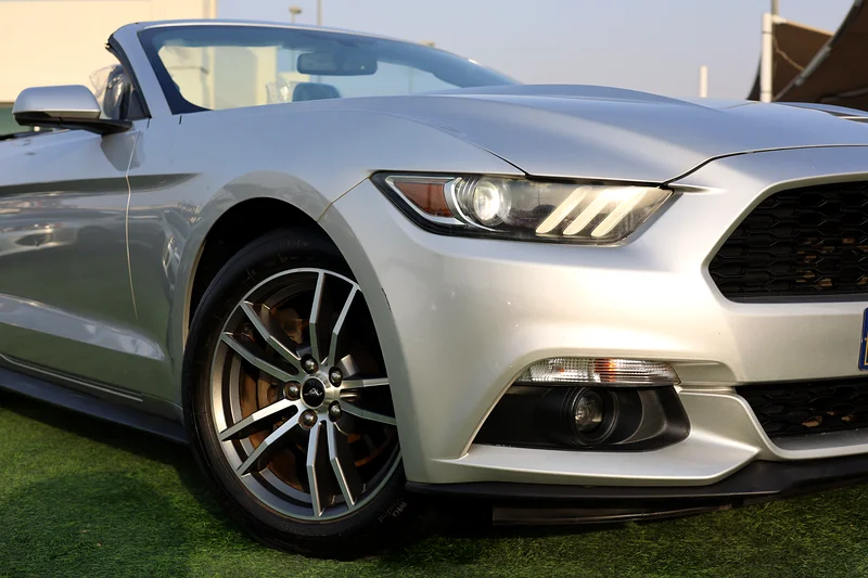 FORD MUSTANG 2016 CLEAN TITLE ORIGINAL PAINT CANADIAN63150948340098112