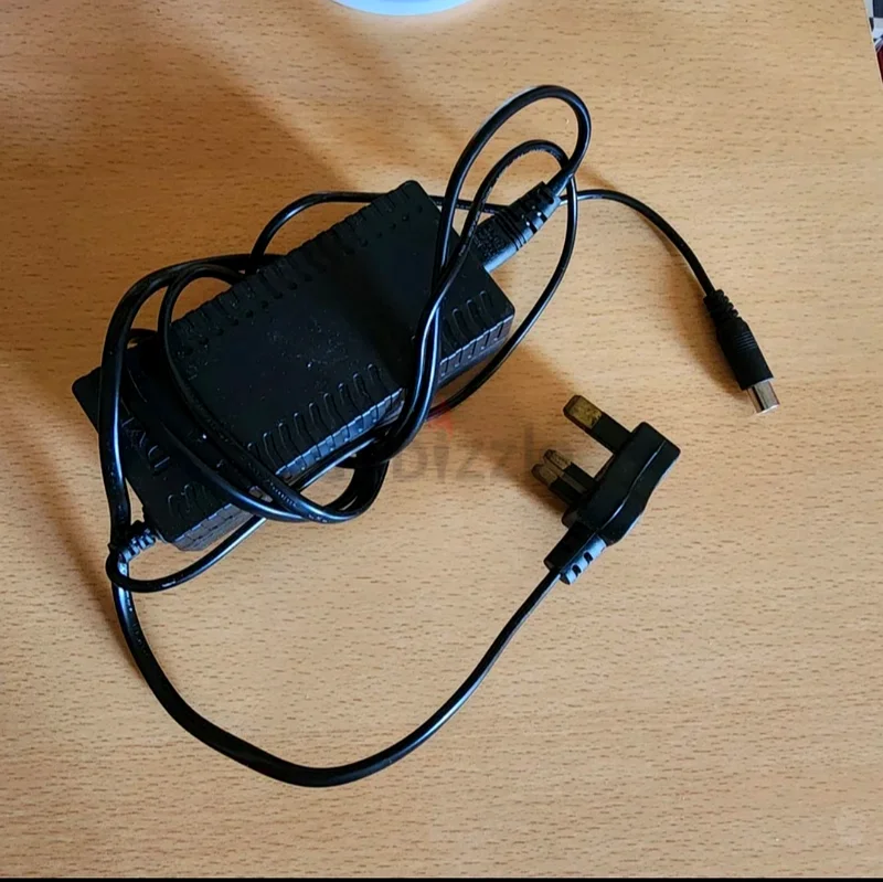 Scooter charger63260219147649110