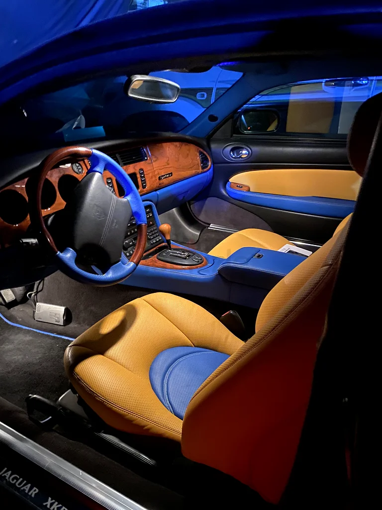 جاكوار XKR63134988844929113