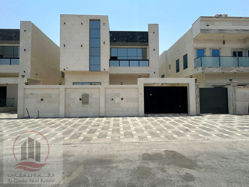 For sale, a villa in Ajman Al Helio, 5 master rooms, a Majles room, a hall, and a maid’s room, freehold for all nationalities, Installment with out do63896286313090111