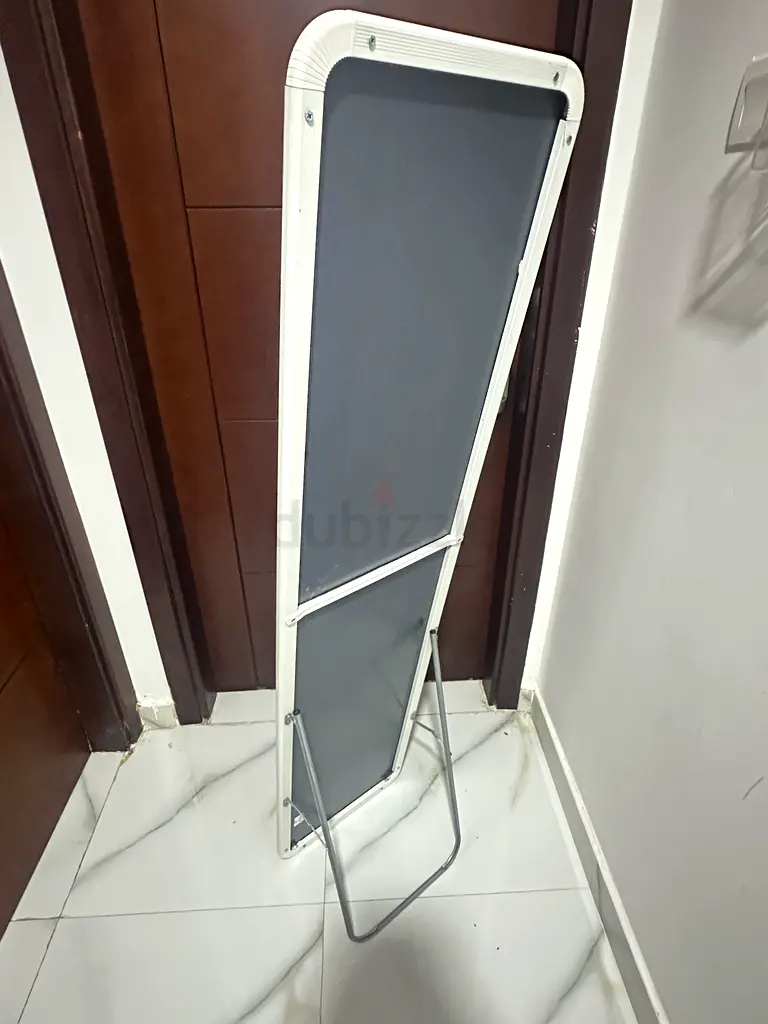 Mirror63215867284994111