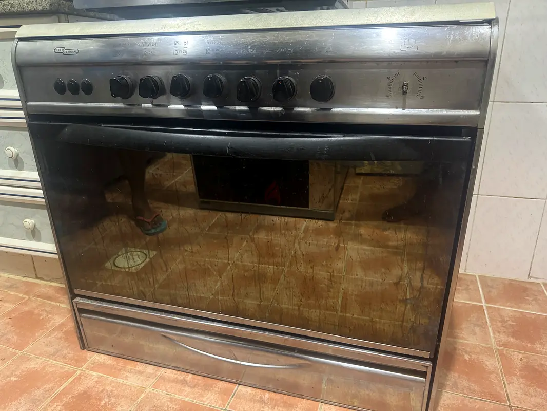 Cooking range63249763790850112