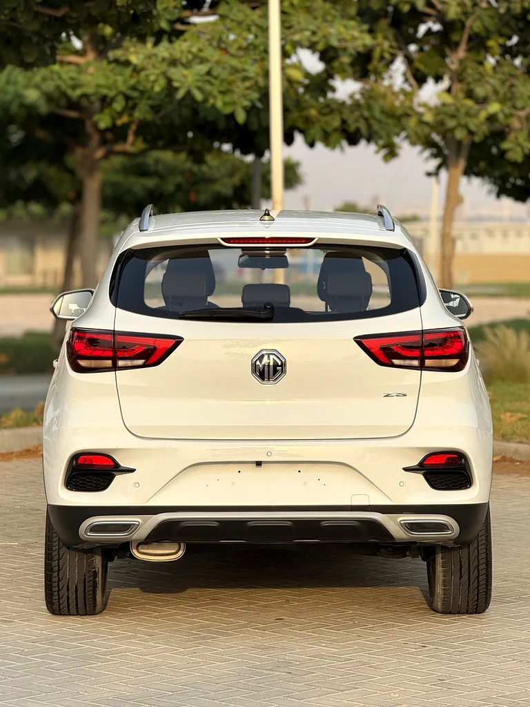 طراز MG ZS 2022، رقم خليجي 2، لون أصلي، مفتاحان أصليان، تحت الضمان لمدة 5 سنوات63135490204673113