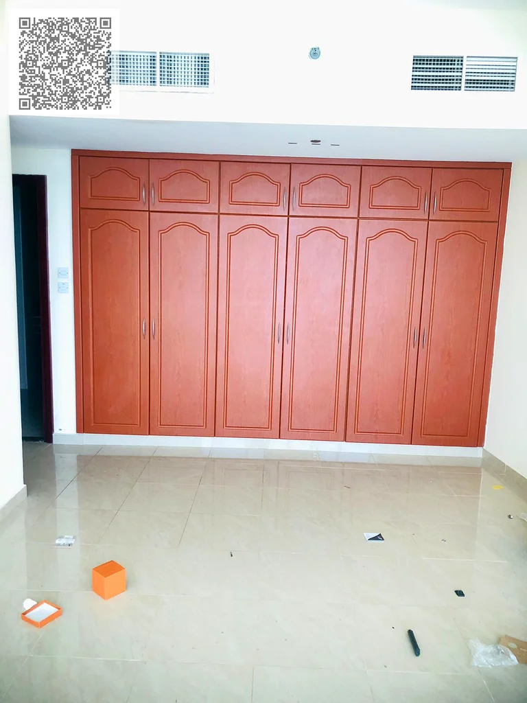 شقة بغرفتي نوم مع إطلالة بحرية كاملة وبدون شرط شراء مبرد للبيع في مجمع الكورنيش، عجمان63170398662019114