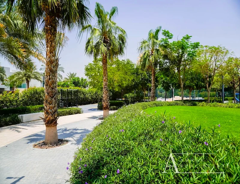 Corner Unit | Best Price | Resale63192066163585113