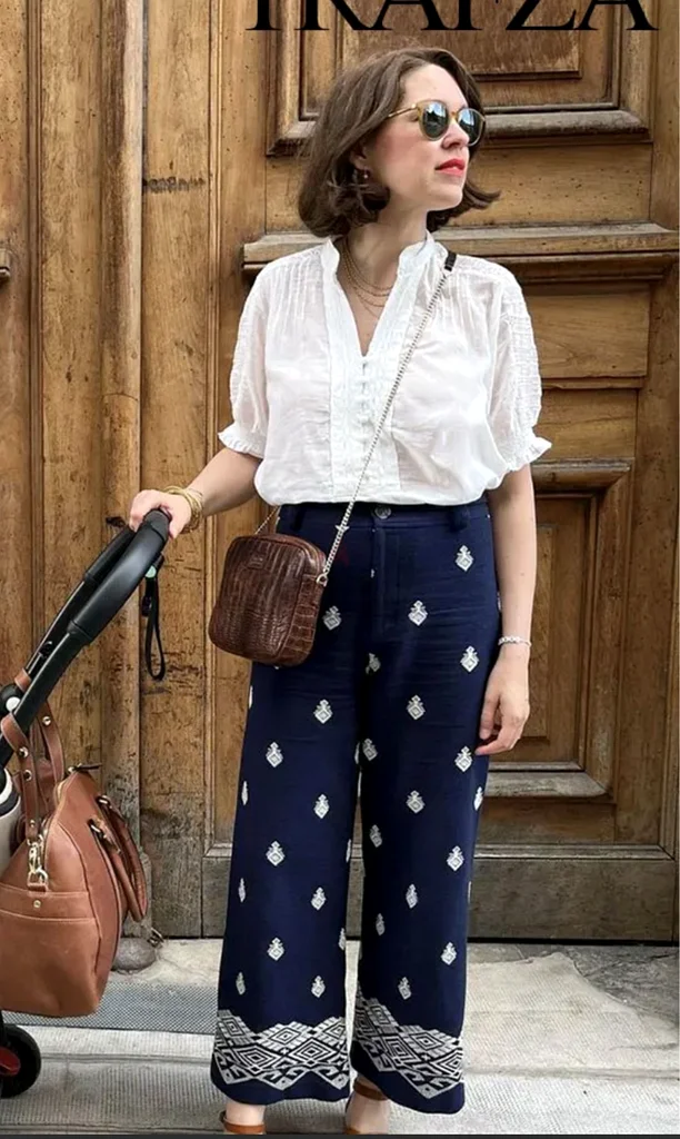 XL Zara Embroidered Culottes in Navy Blue63238110689667111