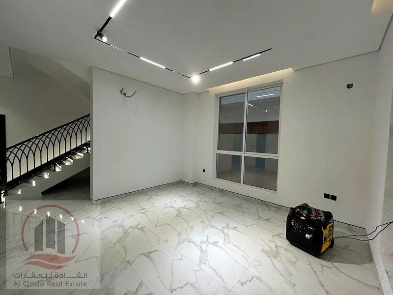 For sale, a villa in Ajman Al Yasmeen, 5 master rooms, a Majles room, a hall, and a maid’s room, freehold for all nationalities, Installment with out63252424445955113
