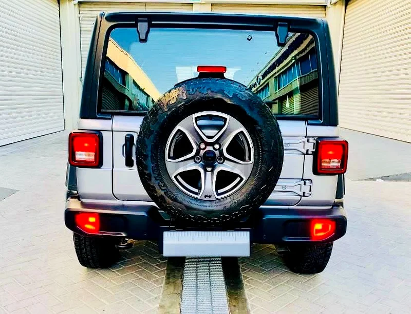 جيب انليميتد سبورت لدول مجلس التعاون الخليجي مع مفتاحين، سيارة نظيفة، محرك V663171744492162112